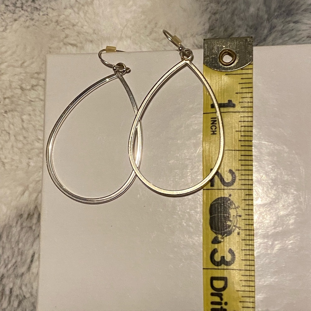 Elegant Silvertone Teardrop Earrings